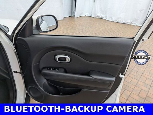 Used 2019 Kia Soul Base image 19