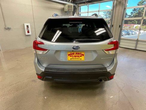 Used 2021 Subaru Forester Limited w/ Popular Package #3 image 4