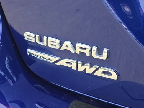 Certified 2024 Subaru Crosstrek 2.5i Limited w/ Crosstrek Mirror Package image 11