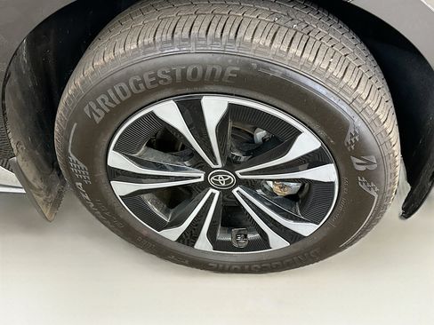 Used 2024 Toyota bZ4X XLE w/ Weather Package image 11