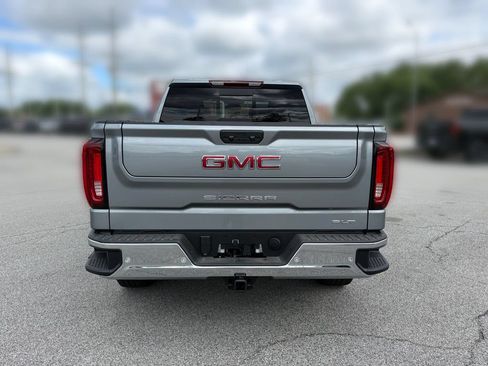 New 2026 GMC Sierra 1500 SLT w/ SLT Premium Plus Package AWD/4WD image 4