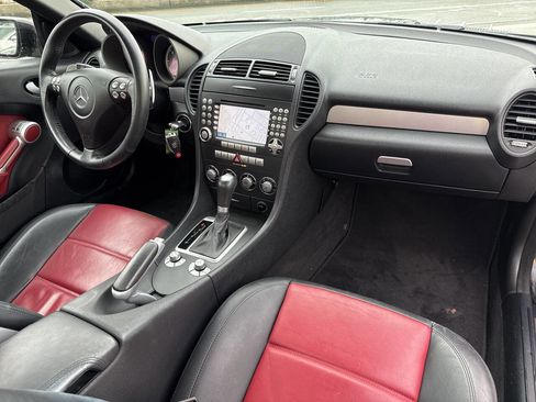 Used 2008 Mercedes-Benz SLK 55 AMG image 21