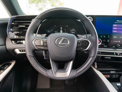 Used 2026 Lexus RX 350 w/ Convenience Package AWD/4WD image 17