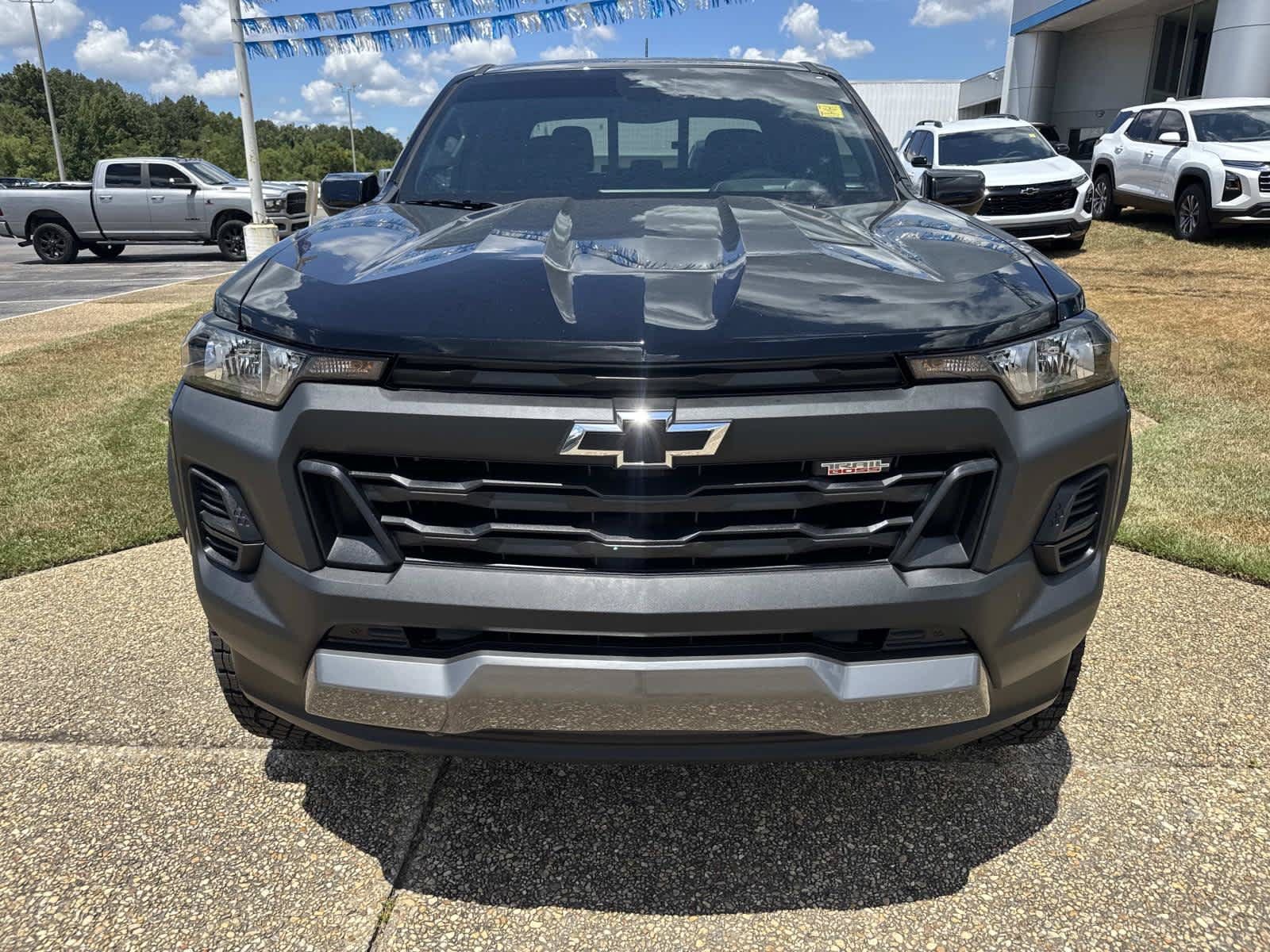 New 2026 Chevrolet Colorado Trail Boss AWD/4WD image 2