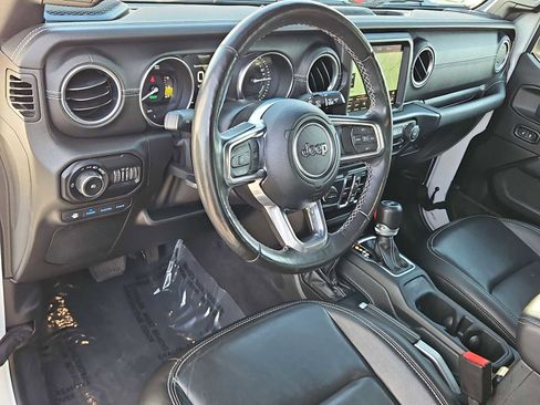 Used 2021 Jeep Wrangler Unlimited Sahara w/ Cold Weather Group image 10