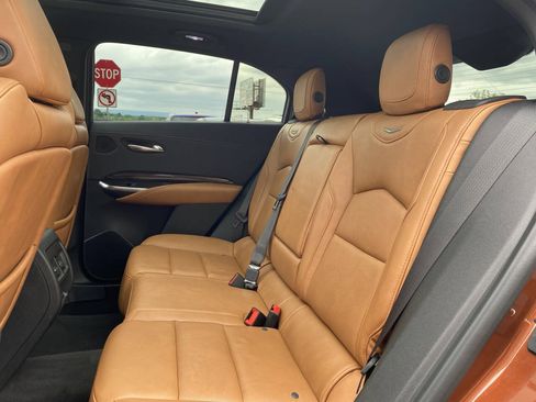 Used 2019 Cadillac XT4 Premium Luxury AWD/4WD image 16