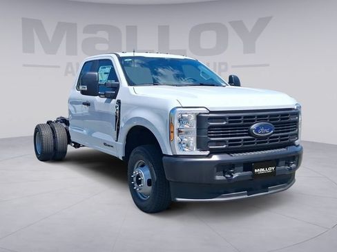 New 2026 Ford F350 XL w/ Snow Plow Prep Package AWD/4WD image 7