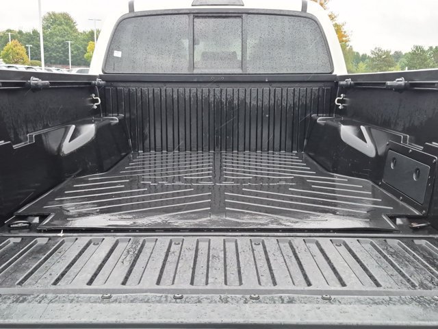 Certified 2021 Toyota Tacoma SR AWD/4WD image 16