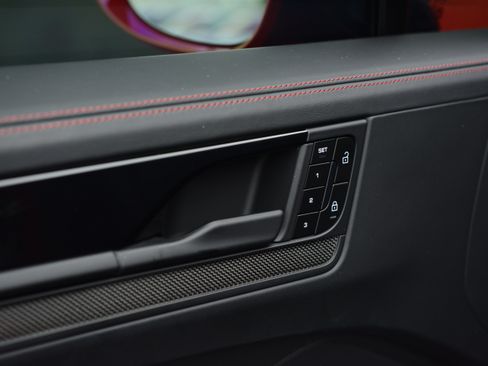 Certified 2025 Porsche Cayenne GTS AWD/4WD image 14