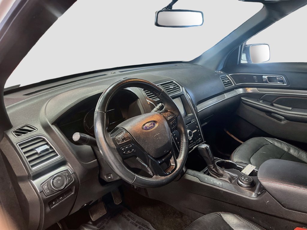 Used 2017 Ford Explorer Sport w/ Equipment Group 401A AWD/4WD image 9