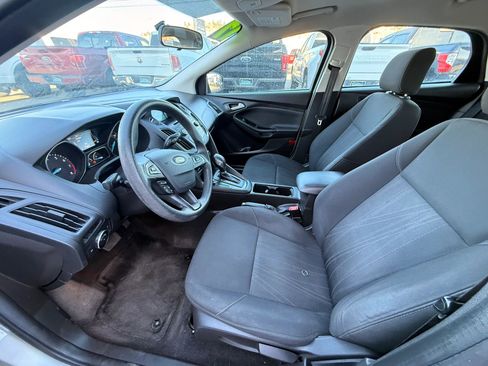 Used 2017 Ford Focus SE image 10