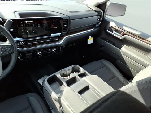 New 2026 GMC Sierra 1500 Elevation w/ Elevation Select Package image 9