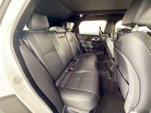 Used 2026 Land Rover Range Rover Velar Dynamic SE image 22