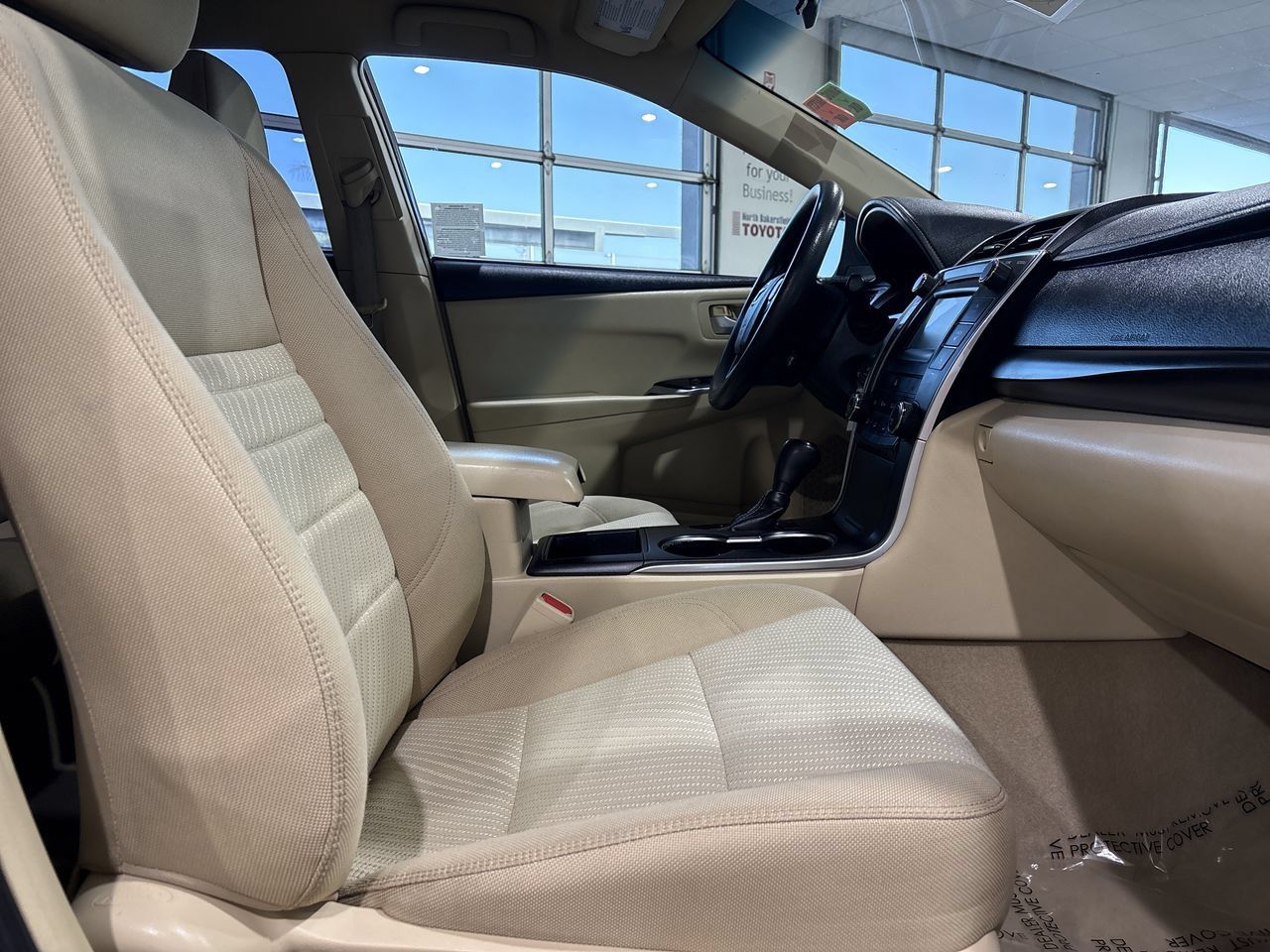 Used 2017 Toyota Camry LE FWD image 23