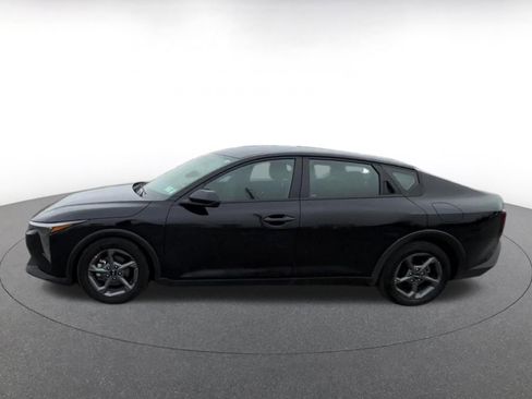 Used 2025 Kia K4 FWD image 9