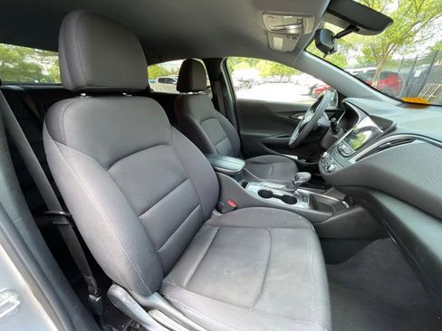 Used 2022 Chevrolet Malibu LT FWD image 30