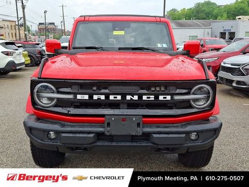 Used 2023 Ford Bronco Outer Banks AWD/4WD image 3