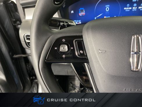 Used 2024 Lincoln Corsair AWD w/ Equipment Group 101A image 23