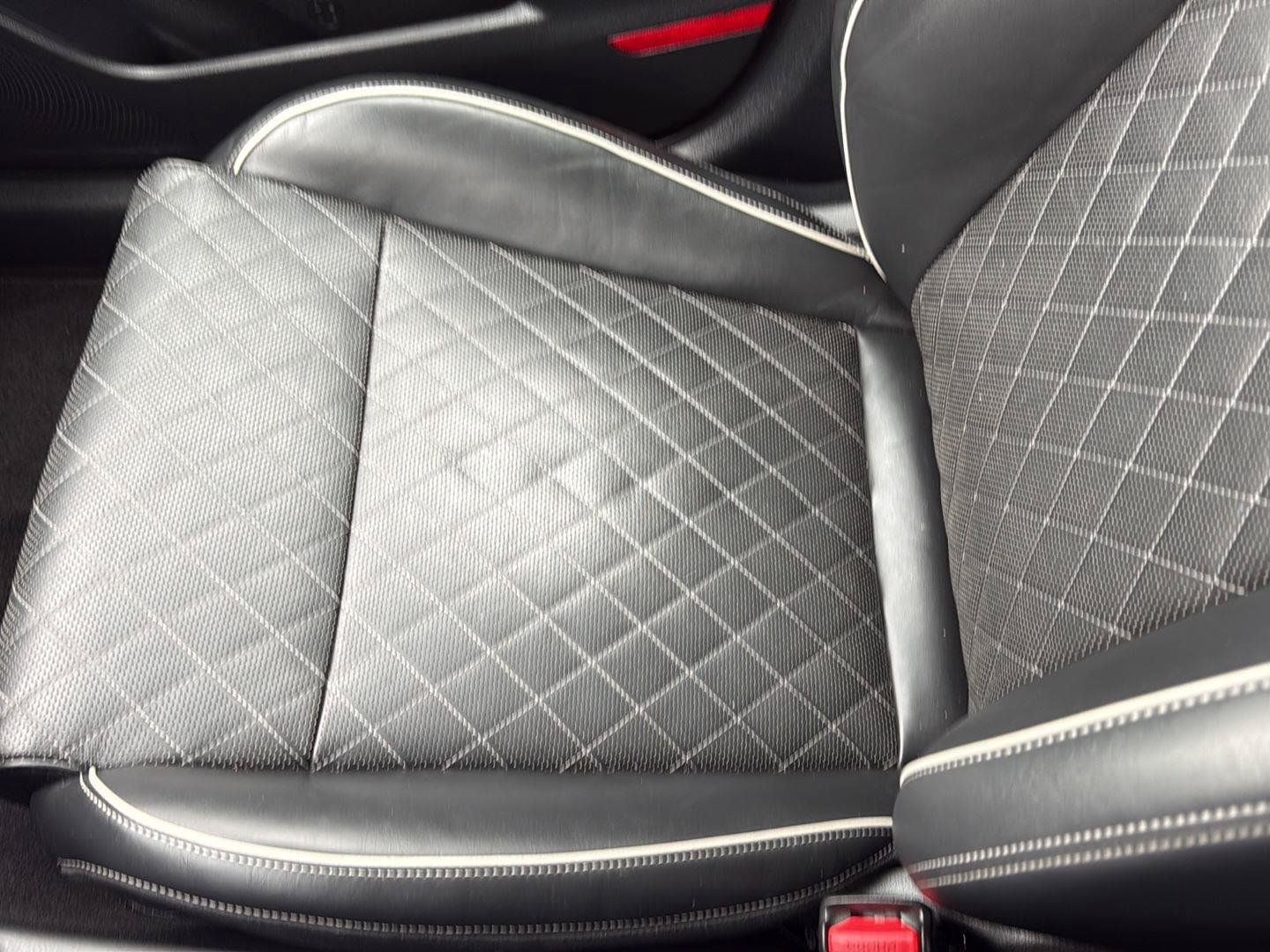 Used 2019 Genesis G70 2.0T Advanced w/ Sport Package AWD/4WD image 22