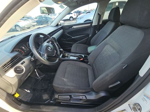 Used 2021 Volkswagen Passat 2.0T S FWD image 5