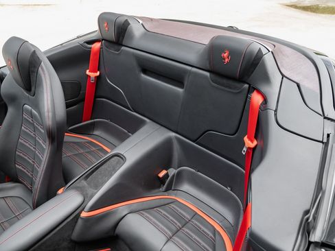 Used 2025 Ferrari Roma Spider image 19