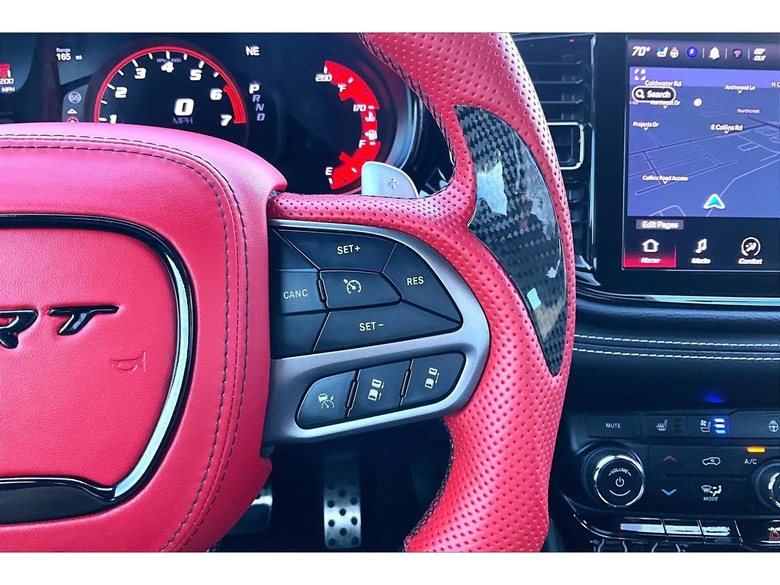 Used 2021 Dodge Durango SRT Hellcat w/ Technology Group AWD/4WD image 12