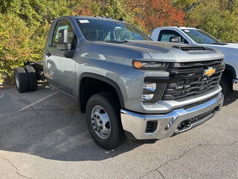 New 2026 Chevrolet Silverado 3500 W/T w/ WT Convenience Package image 1