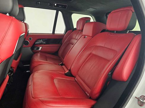 Used 2020 Land Rover Range Rover Autobiography image 17