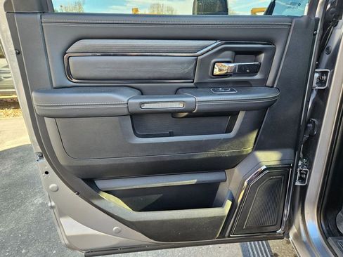 Used 2023 RAM 3500 Limited image 14