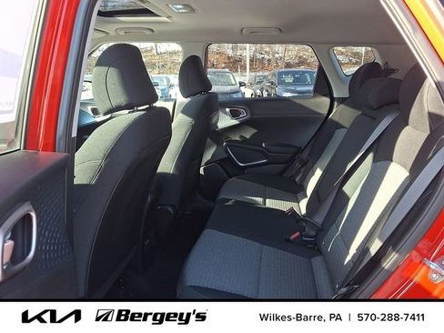 Certified 2023 Kia Soul EX image 12