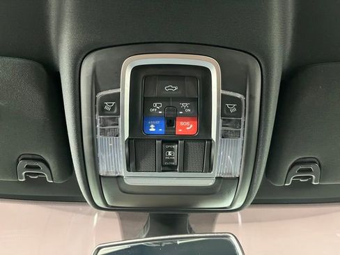Used 2023 RAM 2500 Laramie AWD/4WD image 34
