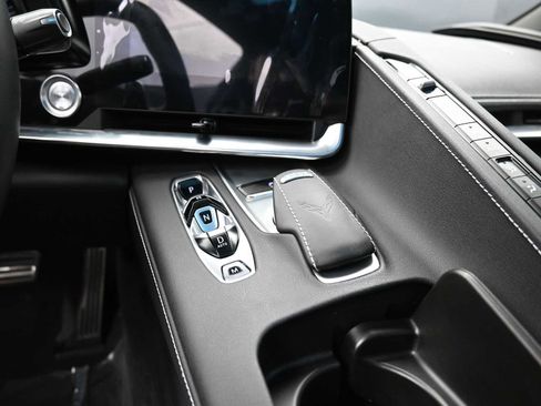 Used 2023 Chevrolet Corvette Stingray Coupe w/ 1LT image 11