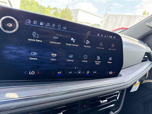 New 2025 Chevrolet Suburban LS image 20