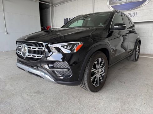 Used 2025 Mercedes-Benz GLE 450e 4MATIC image 6