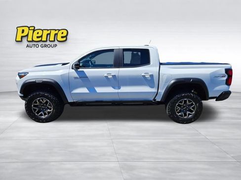 Used 2024 Chevrolet Colorado ZR2 w/ ZR2 Convenience Package III AWD/4WD image 2