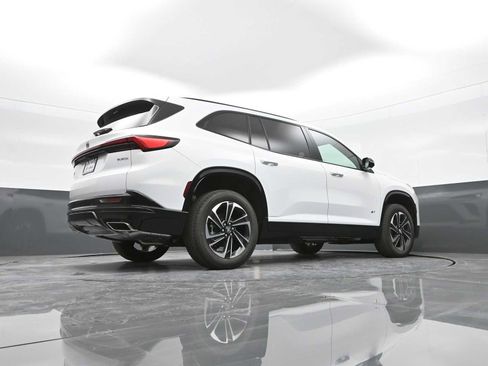 New 2026 Buick Enclave Sport Touring w/ Power Package image 39