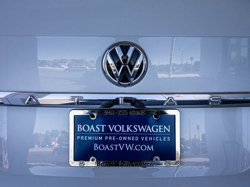 Used 2018 Volkswagen Atlas SE image 15