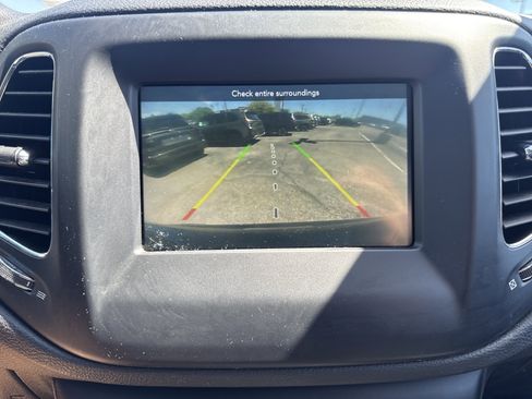 Used 2020 Jeep Compass Sport w/ Cold Weather Group image 20