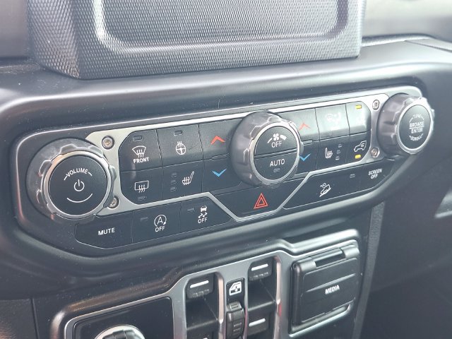 Used 2020 Jeep Wrangler Unlimited Sport AWD/4WD image 21