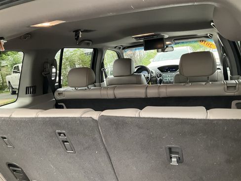 Used 2010 Honda Pilot EX-L image 12