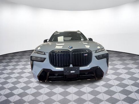 Certified 2025 BMW X7 M60i image 5