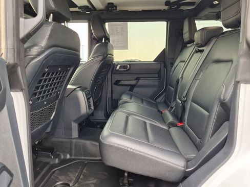 Used 2025 Ford Bronco Big Bend w/ Black Diamond Package AWD/4WD image 20
