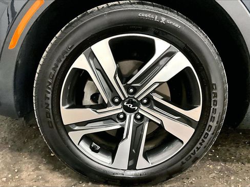 Used 2022 Kia Sorento SX image 8
