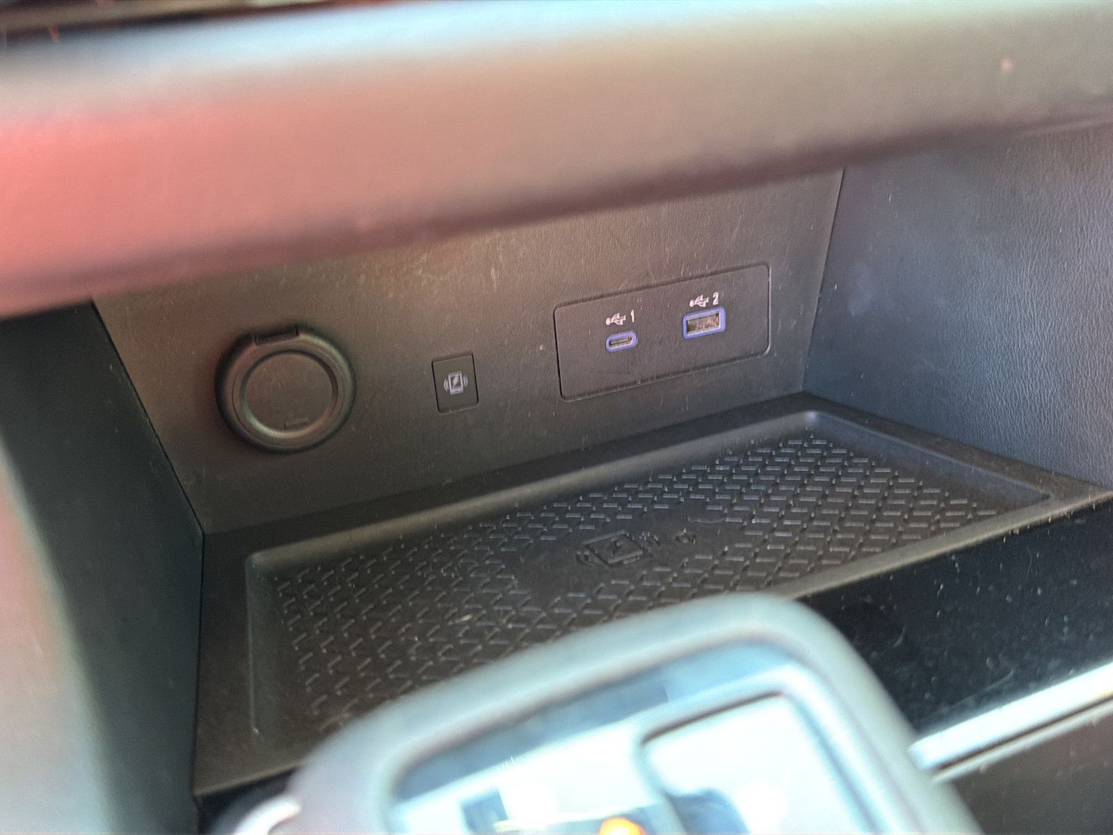Used 2023 Nissan Pathfinder SL w/ Black Appearance Package FWD image 25