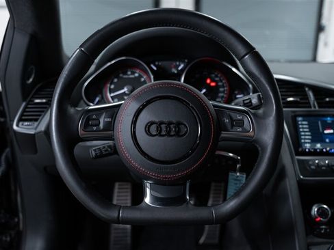 Used 2011 Audi R8 V10 AWD/4WD image 19