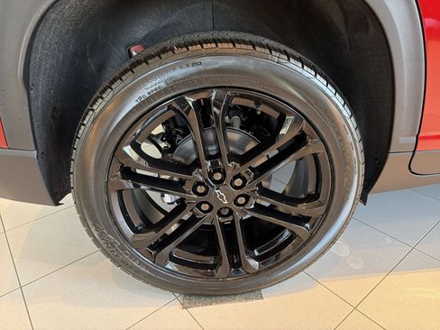 New 2026 Chevrolet Traverse LT image 18