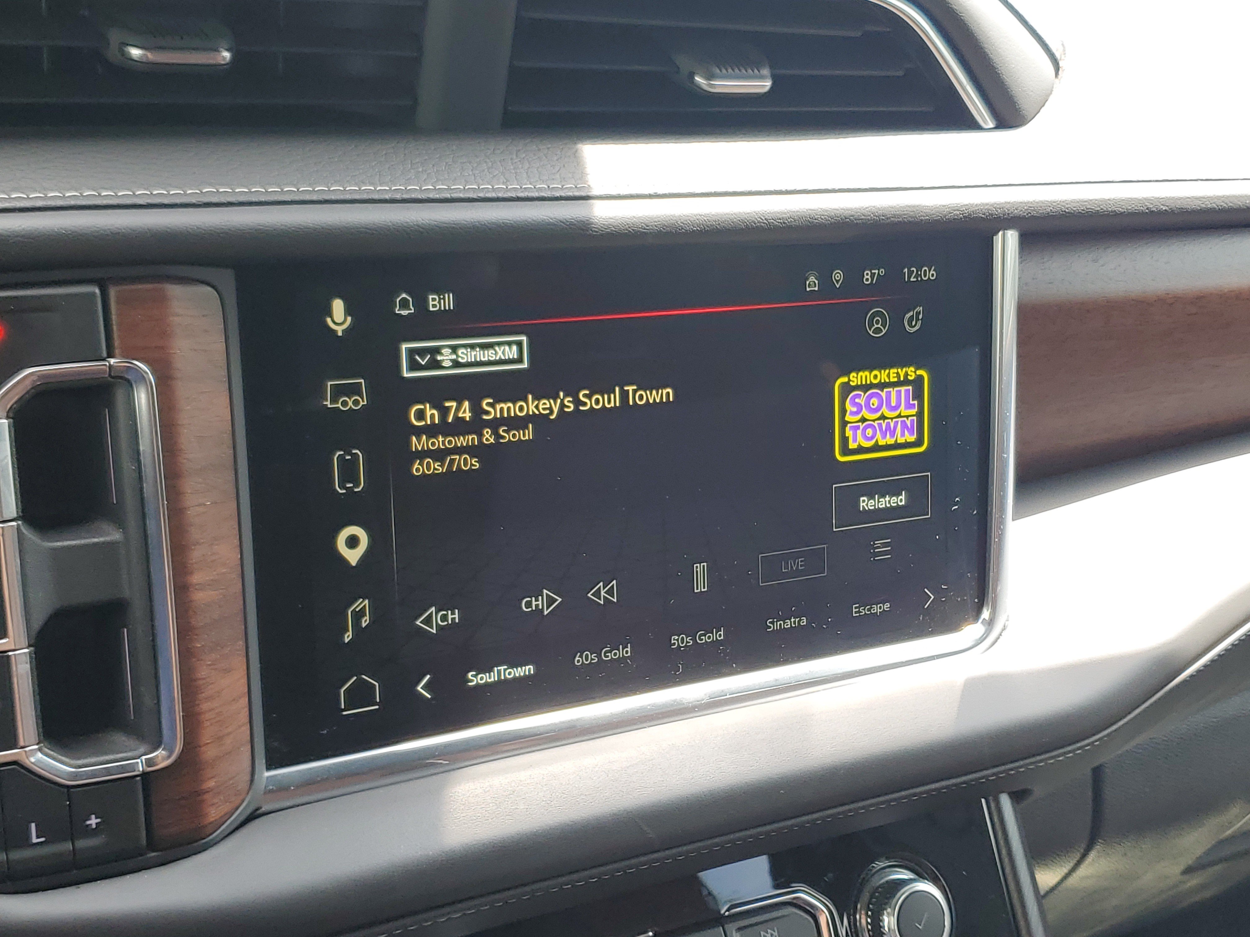 Used 2023 GMC Yukon Denali Ultimate AWD/4WD image 29
