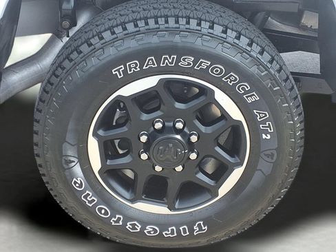 Used 2026 RAM 2500 Laramie AWD/4WD image 9