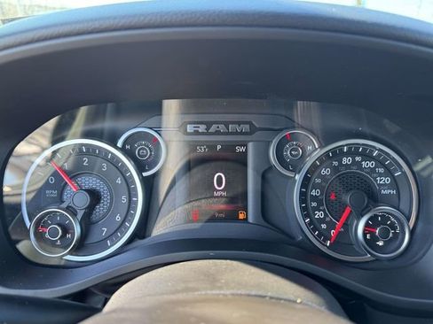 New 2026 RAM 1500 4x4 Crew Cab image 12