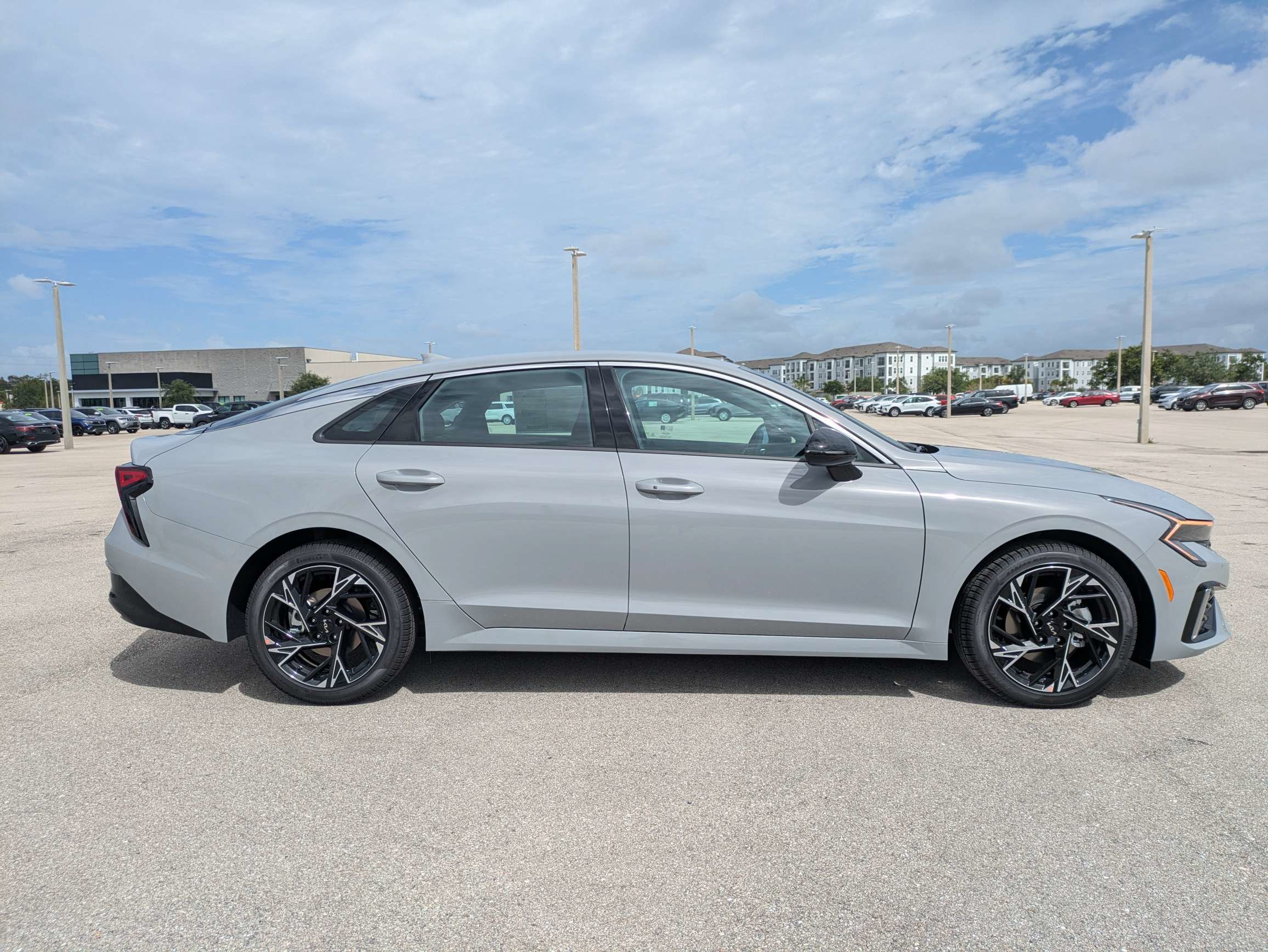 New 2026 Kia K5 GT-Line w/ GT-Line Red Interior Package FWD image 4